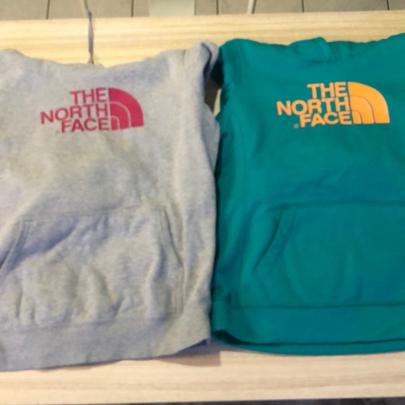 North face sweaters - Picture 2 of 4